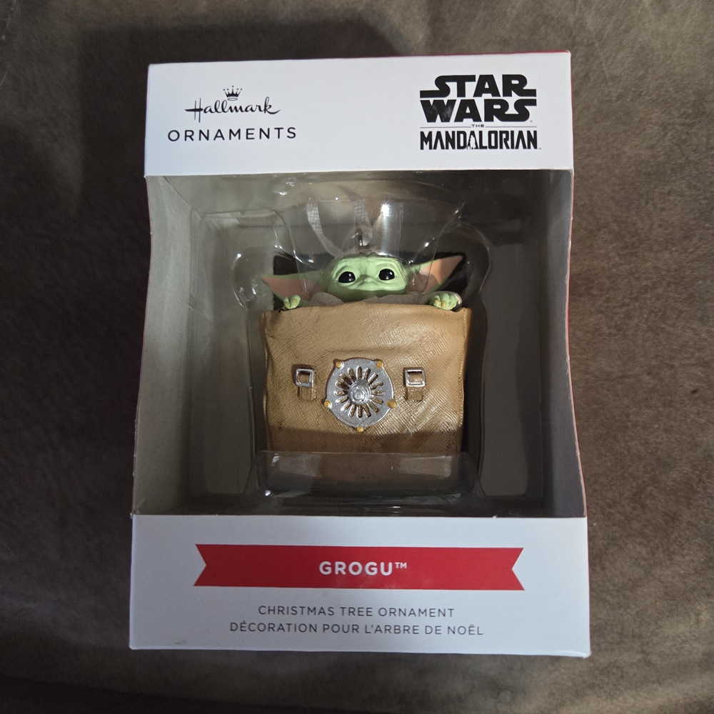 Hallmark Star Wars The Mandalorian Grogu Ornament - Green & Tan